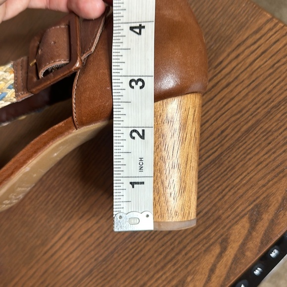 Schutz Woven Leather Block Heel Sandals 8 - Picture 6 of 6